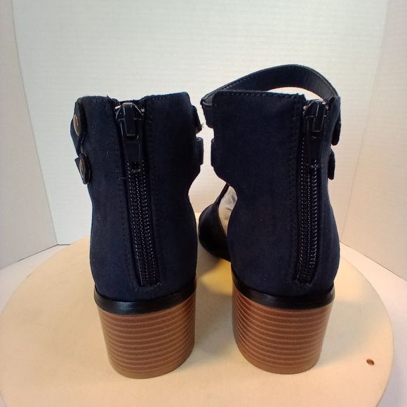 MONROE & MAIN Blue Peep Toe Block Heel Ankle Sandal Women's Size 7M - Picture 8 of 11